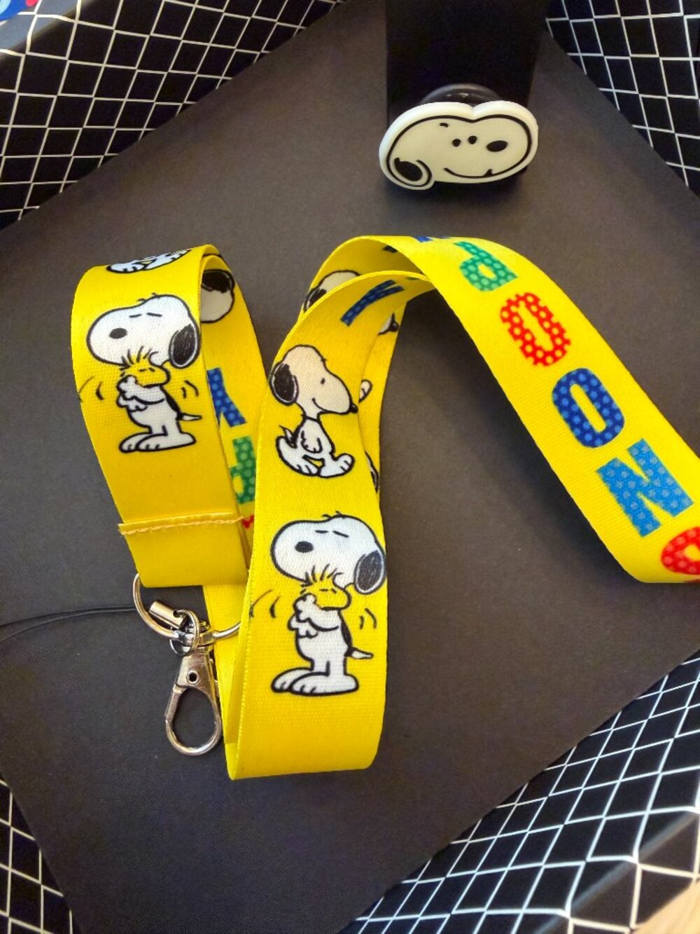 2-Piece Phone Holder ID badges Lanyard –Yellow and Blue Snoopy Lanyard - Picture 7 of 8